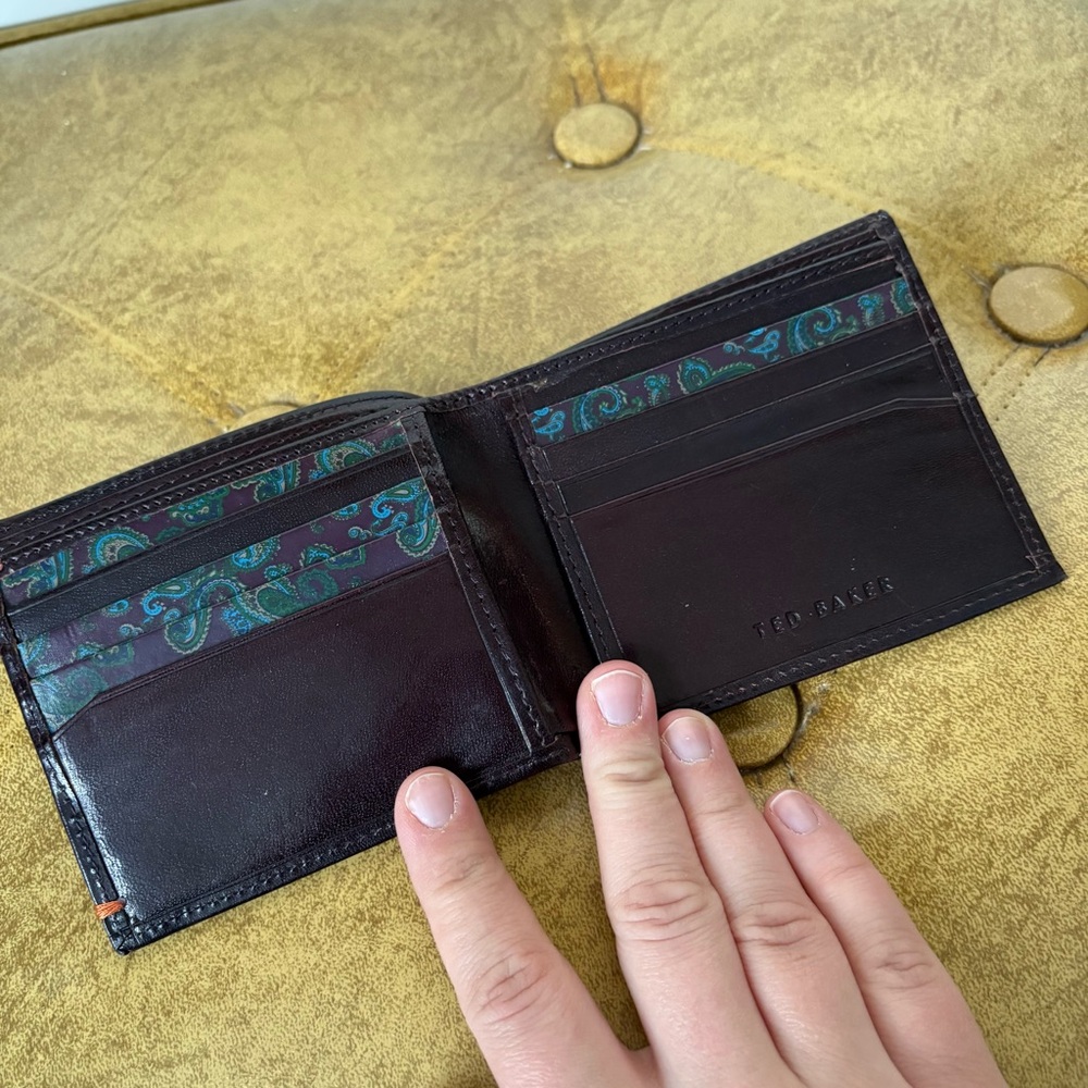 Ted Baker London Men's Leather Bifold Wallet - Brown Paisley Lining - Picture 5 of 12